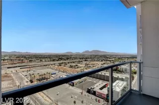 Photo #2: 2413175 Listing