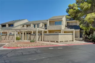 Photo #1: 2413178 Listing 