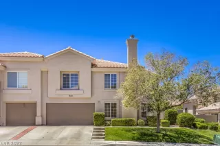 Photo #2: 2413221 Listing