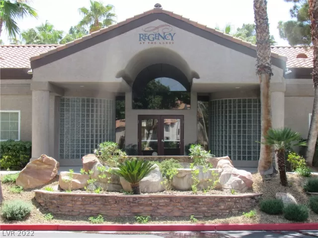 MLS: 2413297 Condo For Sale