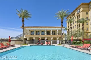 Photo #2: 2413347 Listing