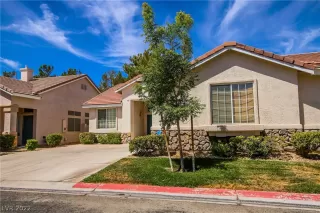 Photo #1: 2413377 Listing 