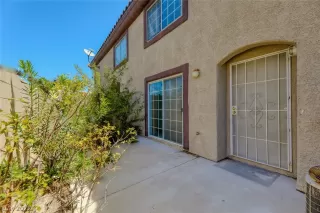 Photo #2: 2413402 Listing