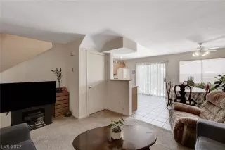 Photo #3: 2413530 Listing 