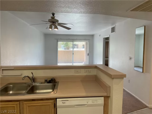 MLS: 2413554 Condo For Sale