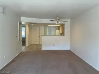 Photo #3: 2413554 Listing 