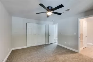 Photo #3: 2413635 Listing