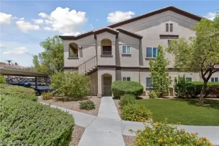 Photo #3: 2413636 Listing 