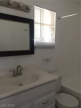 Photo #6: 2413692 Listing 
