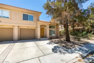 Photo #1: 2413719 Listing