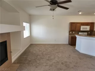 Photo #4: 2413733 Listing 