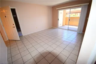 Photo #4: 2413741 Listing 