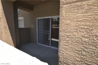 Photo #6: 2413741 Listing 