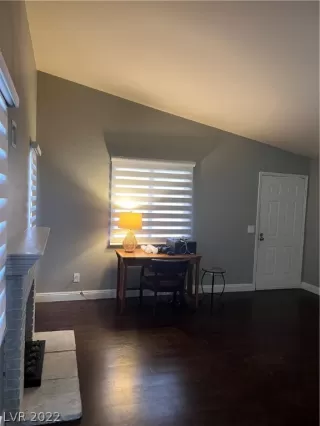 Photo #5: 2413742 Listing