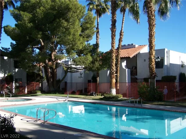 MLS: 2413777 Condo For Sale