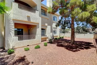 Photo #2: 2413783 Listing 