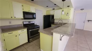 Photo #6: 2413797 Listing