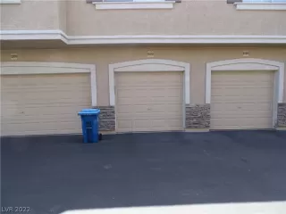 Photo #1: 2413824 Listing 