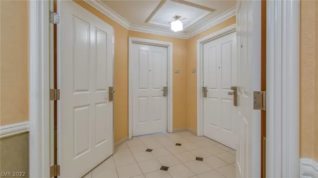 MLS: 2413858 Condo For Sale