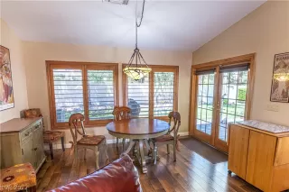 Photo #5: 2413868 Listing 