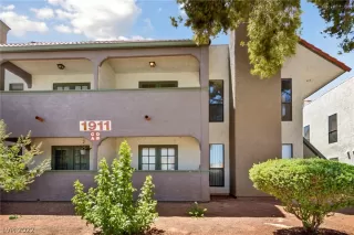 Photo #1: 2413894 Listing