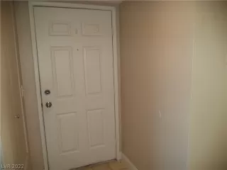 Photo #3: 2413911 Listing