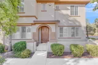 Photo #3: 2413994 Listing