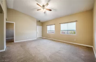 Photo #3: 2414094 Listing 