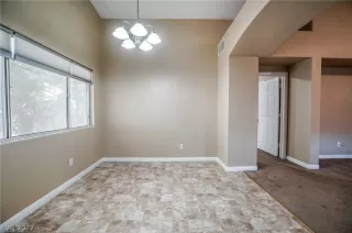 Photo #6: 2414094 Listing 