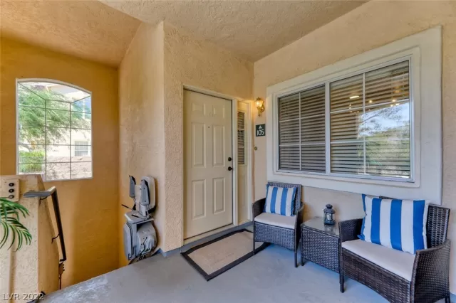 MLS: 2414097 Condo For Sale