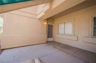 Photo #3: 2414111 Listing