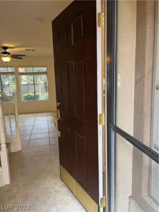 Photo #5: 2414115 Listing 