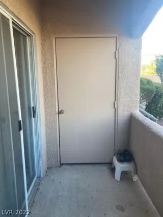 Photo #2: 2414116 Listing