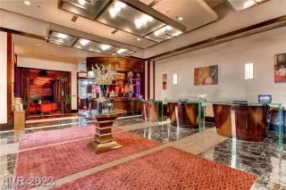 Photo #1: 2414133 Listing 