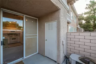 Photo #4: 2414168 Listing 