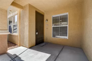 Photo #2: 2414174 Listing