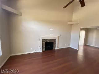 Photo #2: 2414197 Listing 