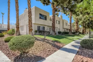 Photo #1: 2414232 Listing 