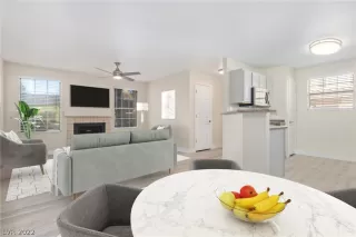 Photo #3: 2414284 Listing