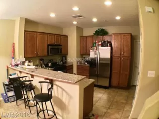 Photo #2: 2414291 Listing 