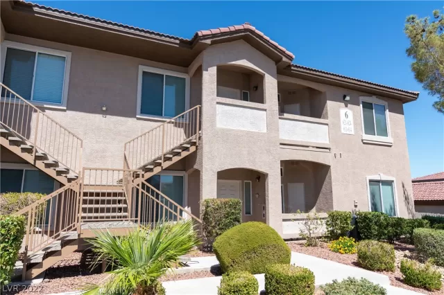 MLS: 2414295 Condo For Sale