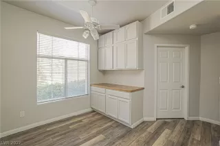 Photo #5: 2414364 Listing 