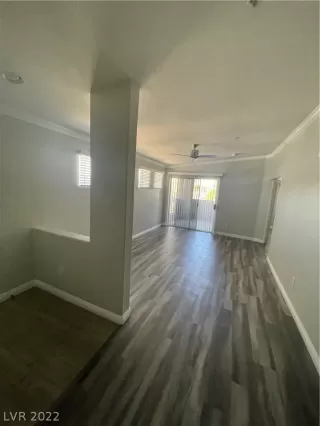 Photo #3: 2414379 Listing 