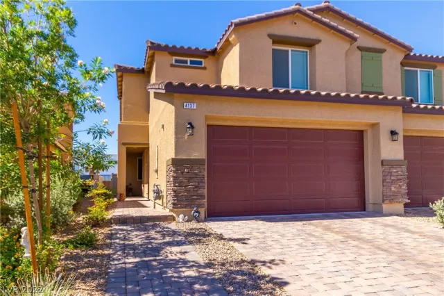 MLS: 2414385 Condo For Sale