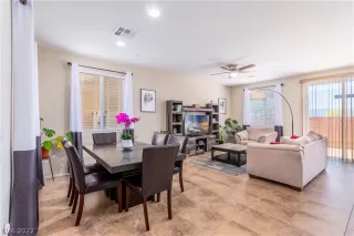 Photo #2: 2414385 Listing 