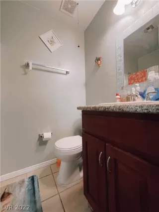 Photo #6: 2414421 Listing