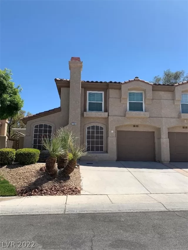 MLS: 2414427 Condo For Sale