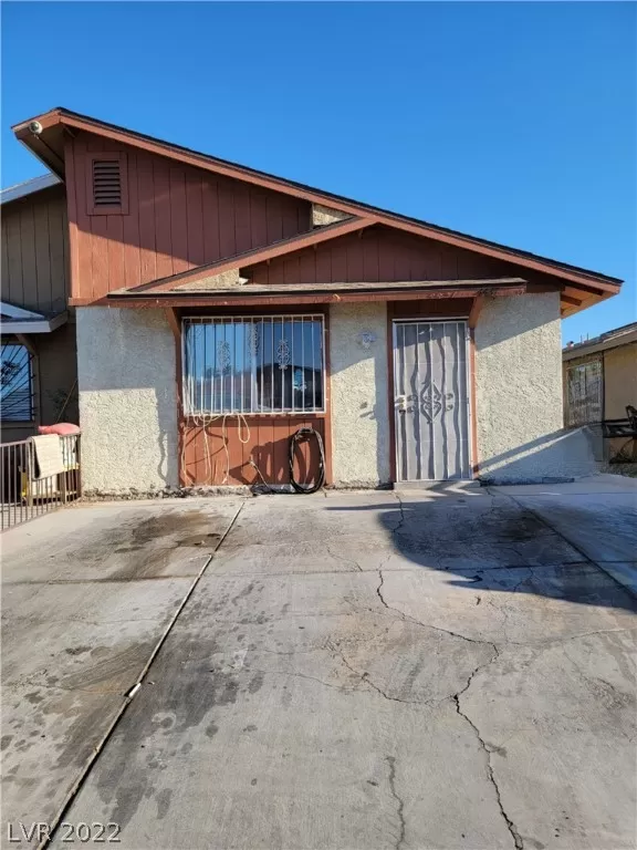 MLS: 2414439 Condo For Sale