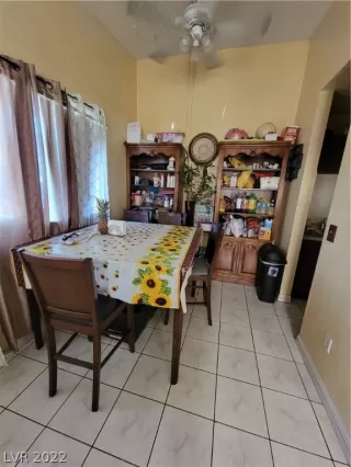 Photo #4: 2414439 Listing