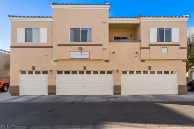 MLS: 2414460 Condo For Sale